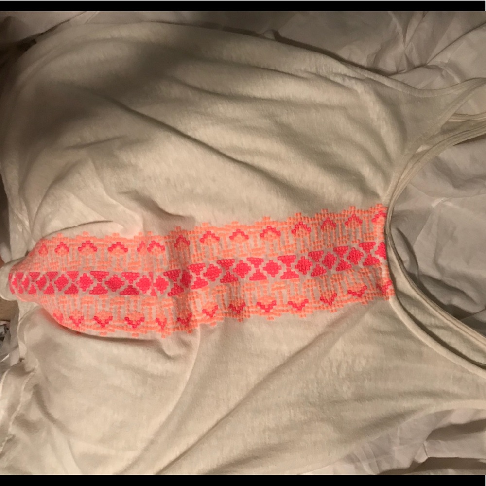 Merona off white tank top with detail